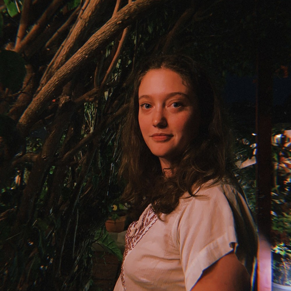 Meet your Posher, Alexia
